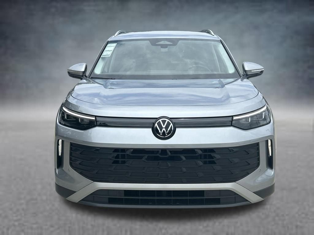 Certified 2025 Volkswagen Tiguan S FWD image 8