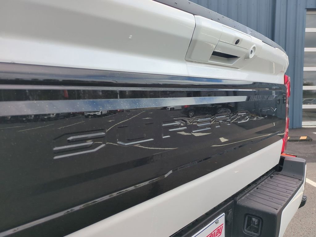 New 2026 Ford F250 Platinum image 9