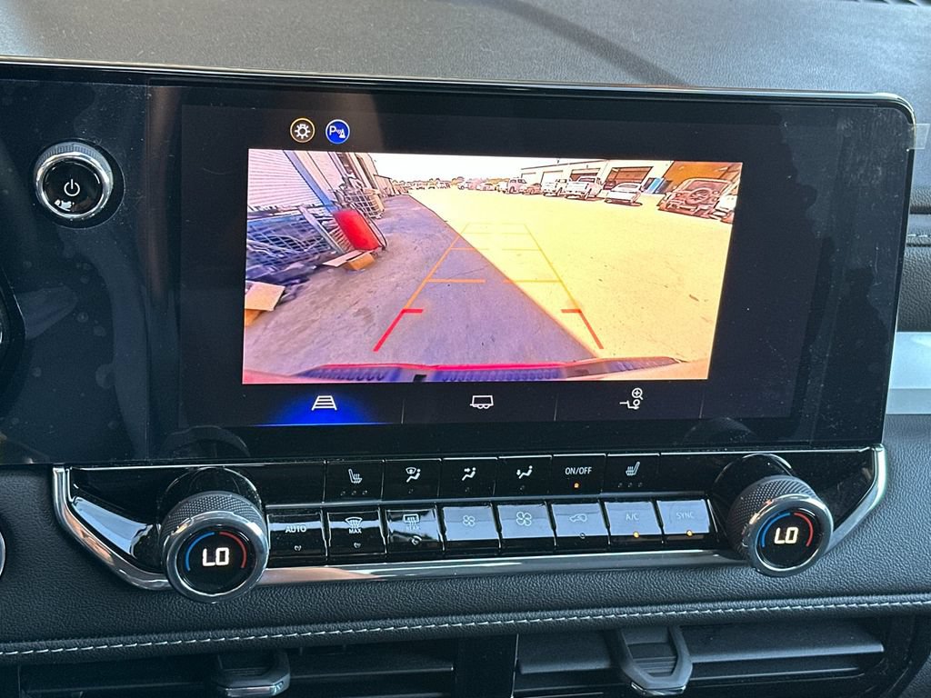 Used 2025 Chevrolet Colorado LT w/ Advanced Trailering Package RWD image 21