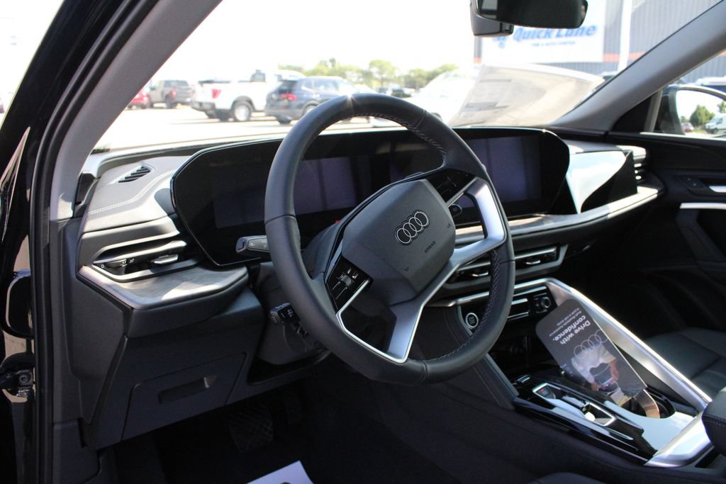 New 2026 Audi Q5 Premium AWD/4WD image 2