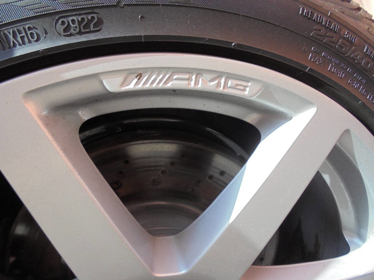 Used 2014 Mercedes-Benz C 300 C 300 Sport 4MATIC AWD 4dr Sed w/ Premium 1 Package image 33