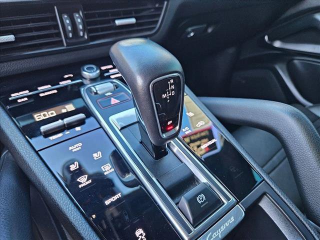 Used 2020 Porsche Cayenne AWD/4WD image 14