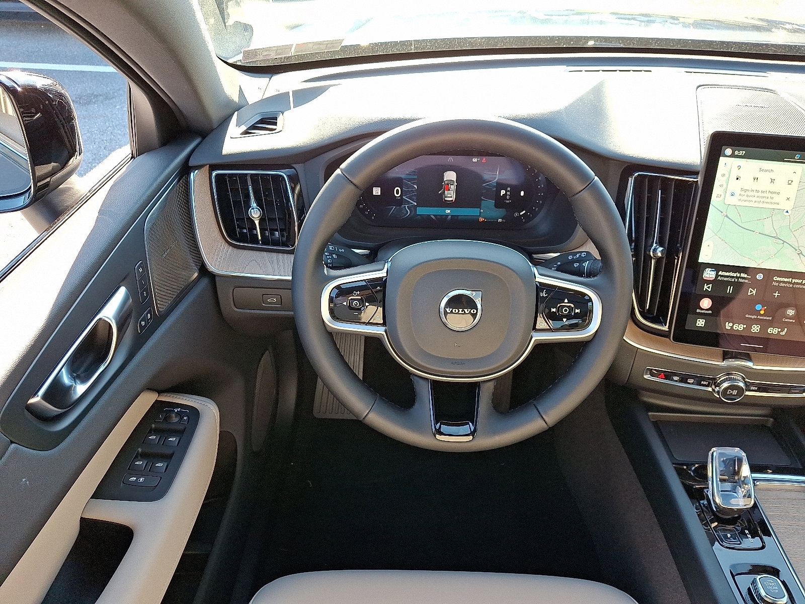 New 2026 Volvo XC60 B5 Plus w/ Protection Package Premier image 8