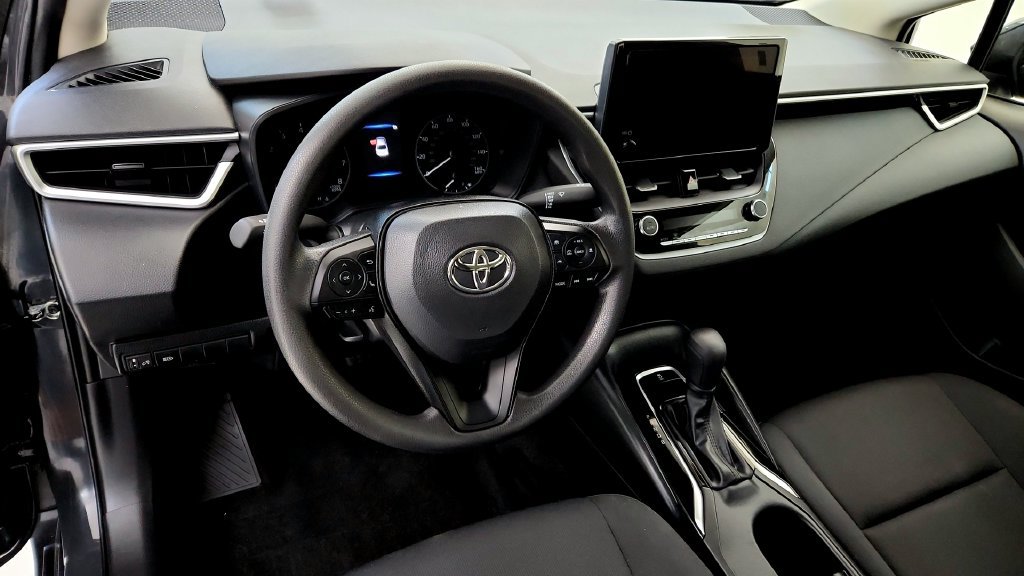 Used 2024 Toyota Corolla LE FWD image 24