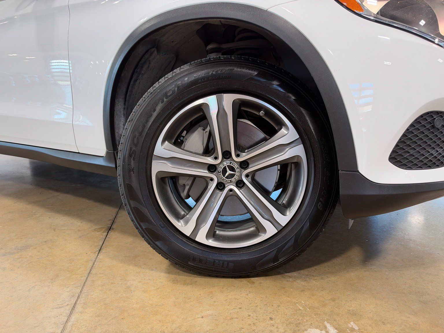 Used 2019 Mercedes-Benz GLC 300 image 10