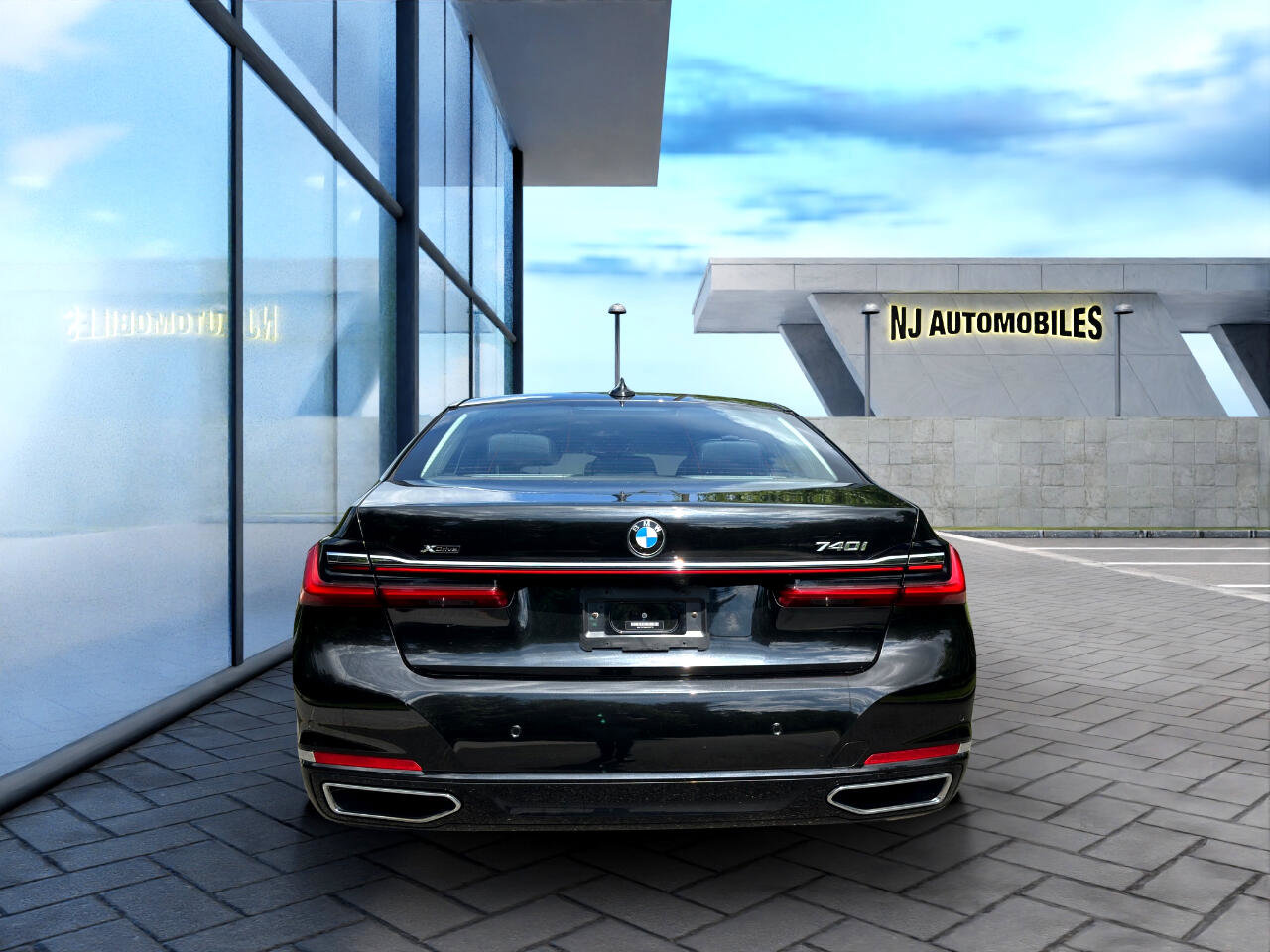 Used 2021 BMW 740i xDrive 740i xDrive Sedan w/ Luxury Rear Seating Package image 6