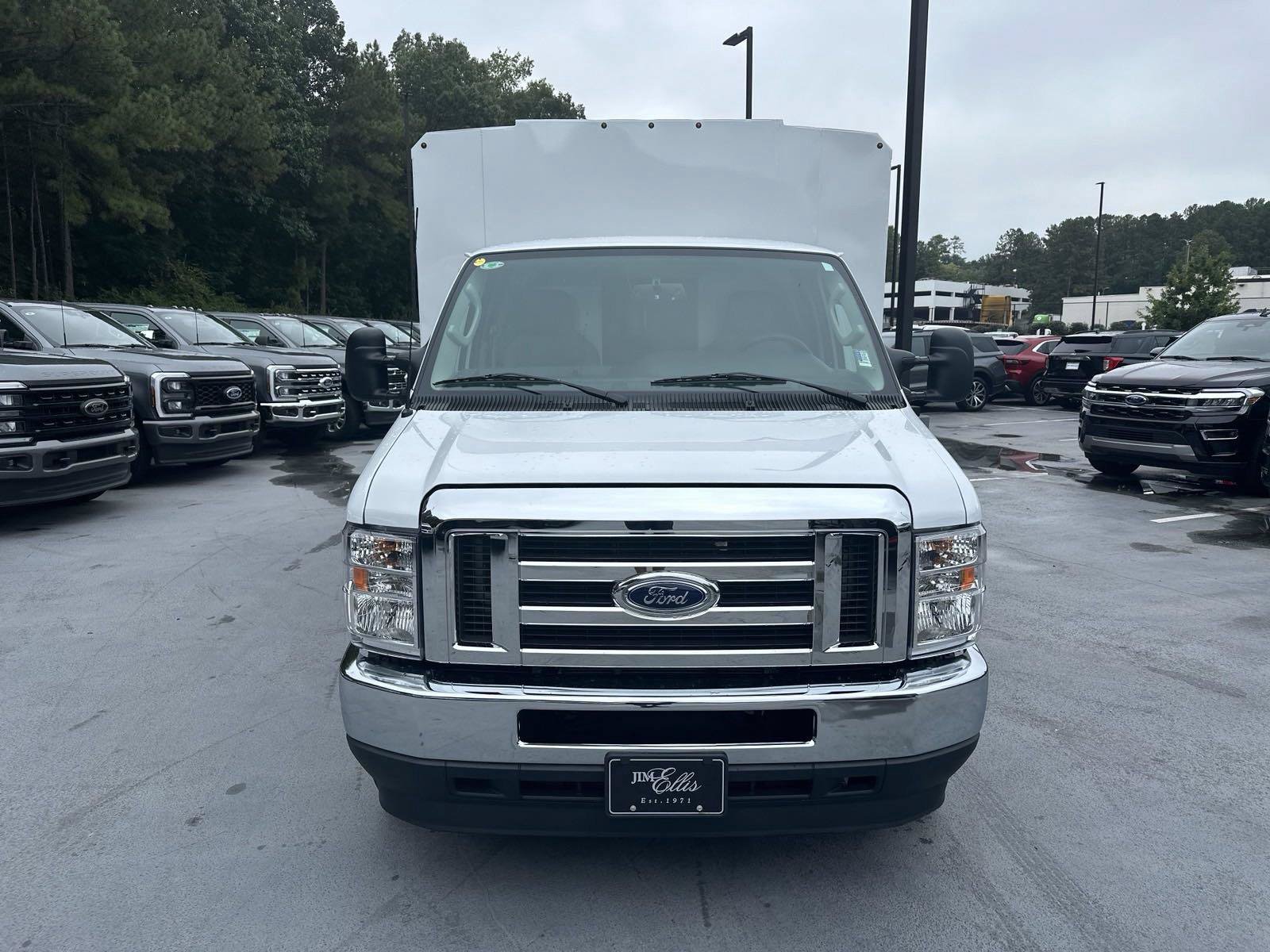 New 2025 Ford E-350 and Econoline 350 Super Duty w/ Power Equipment Group RWD image 2