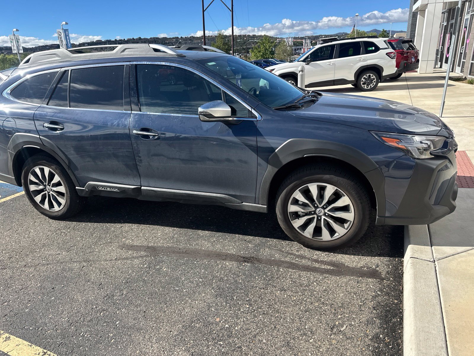 Used 2024 Subaru Outback Touring XT AWD/4WD image 5