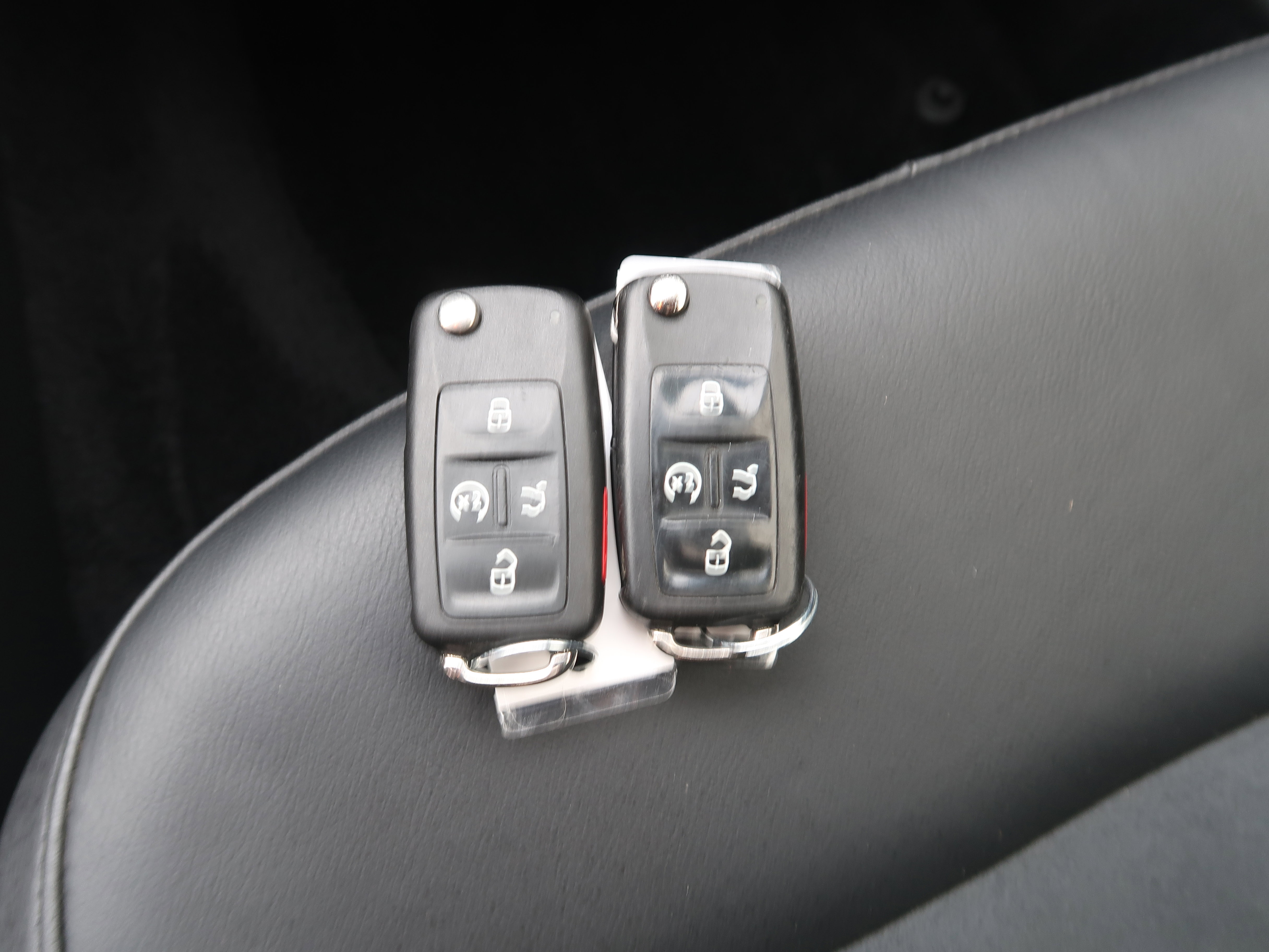 Used 2014 Volkswagen Passat TDI SEL Premium FWD image 26