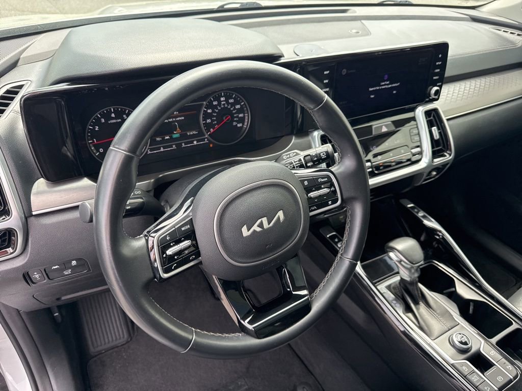 Used 2022 Kia Sorento SX image 24