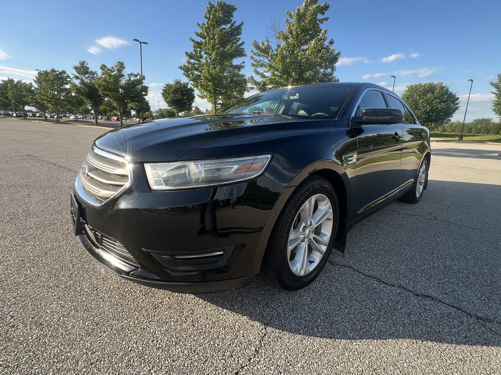 Used 2014 Ford Taurus SEL w/ Equipment Group 201A AWD/4WD image 1
