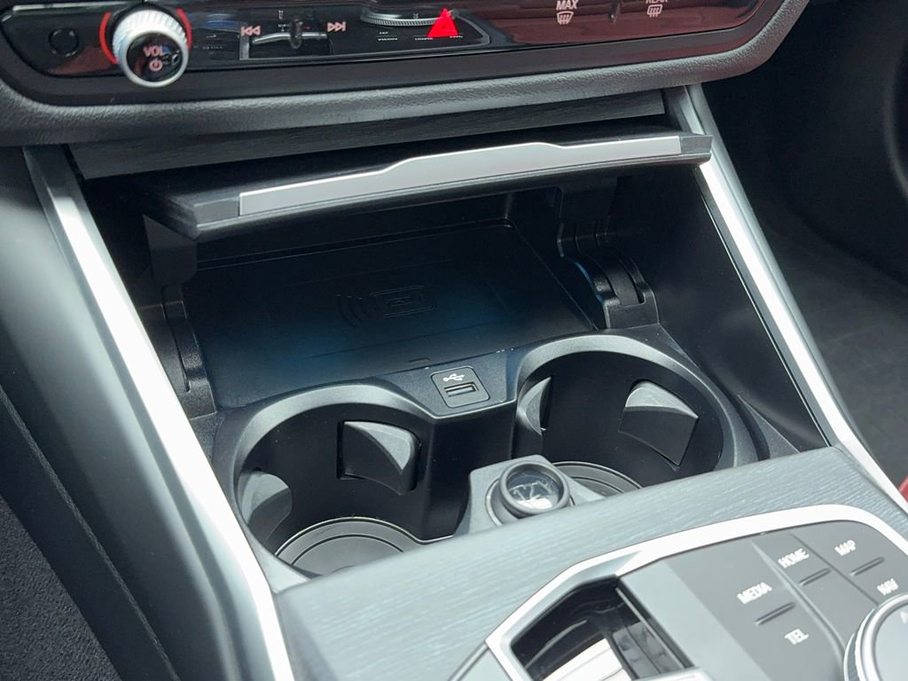 Used 2025 BMW i4 eDrive40 image 34