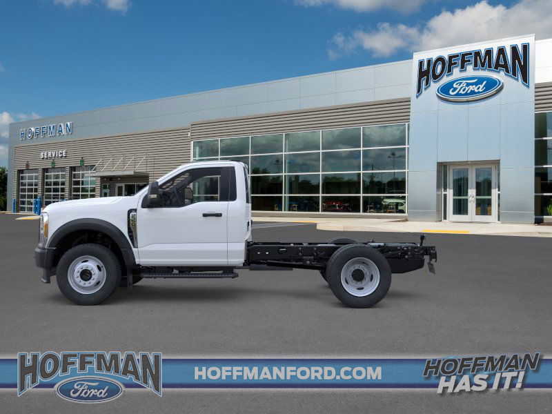 New 2025 Ford F550 4x4 Regular Cab Super Duty image 14