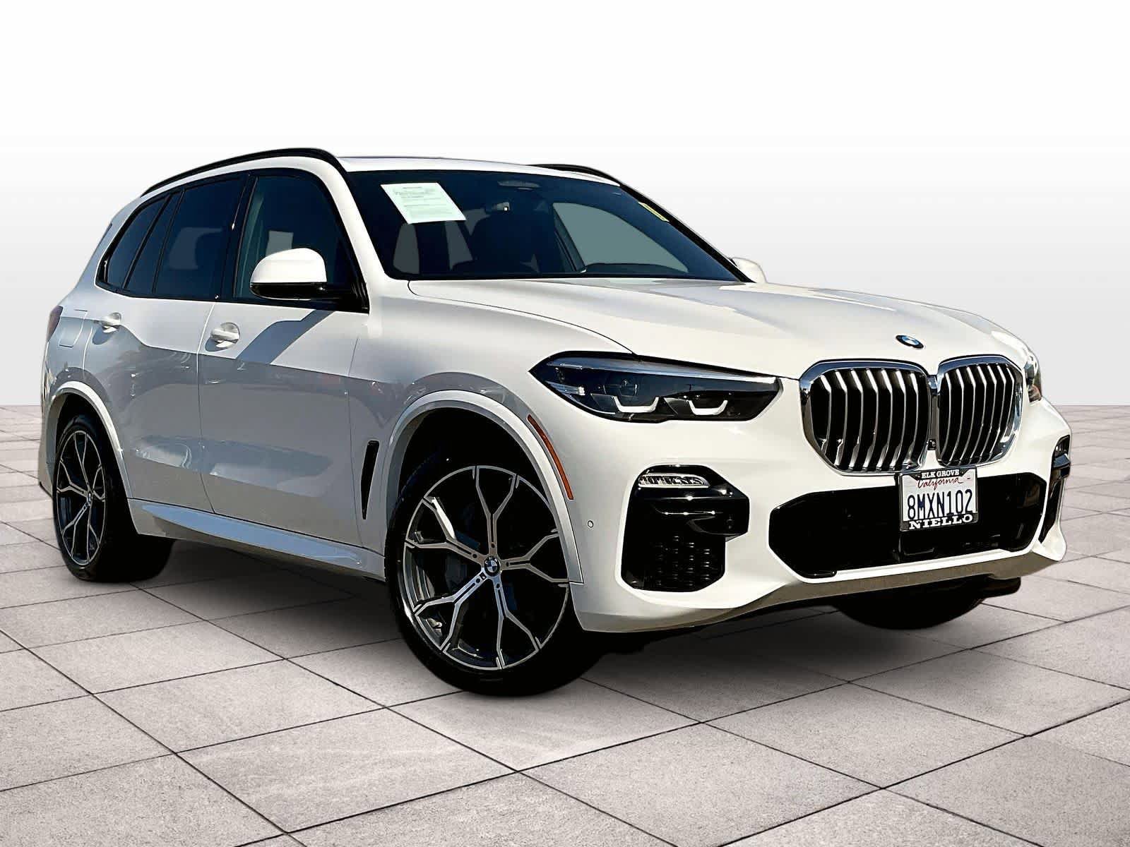 Used 2019 BMW X5 xDrive50i w/ M Sport Package AWD/4WD image 3