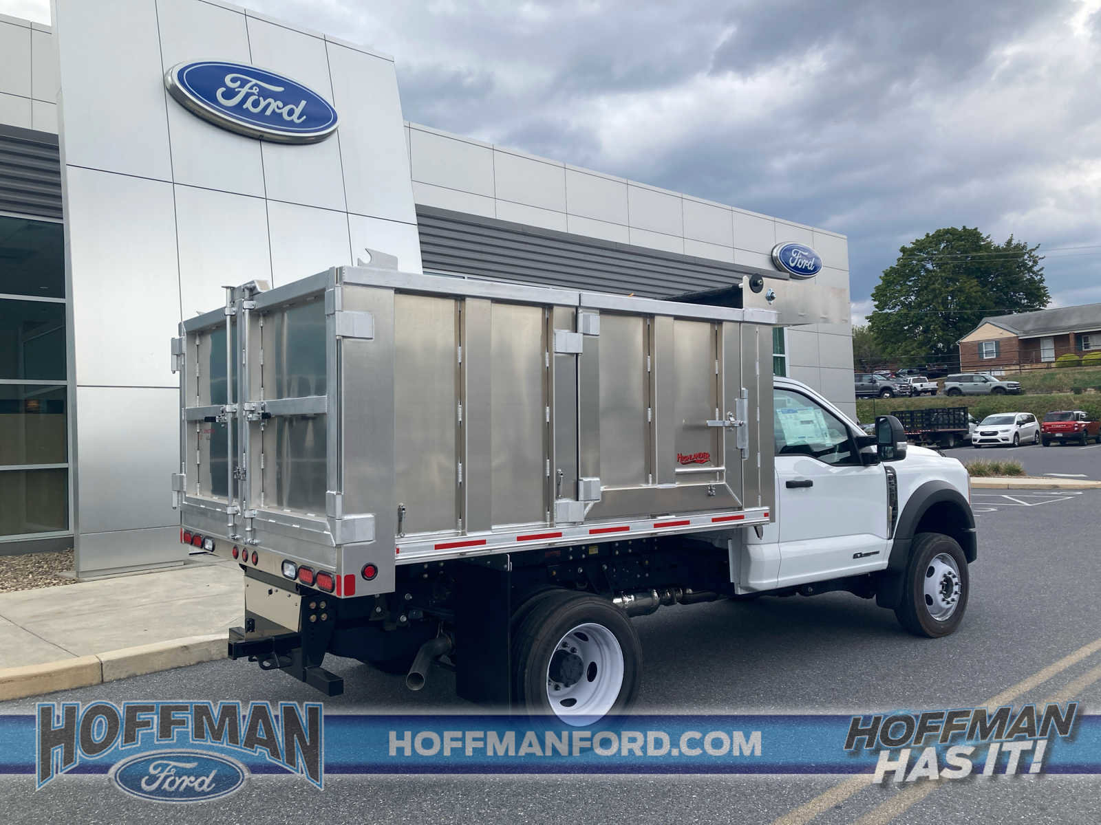 New 2023 Ford F550 4x4 Regular Cab Super Duty image 4