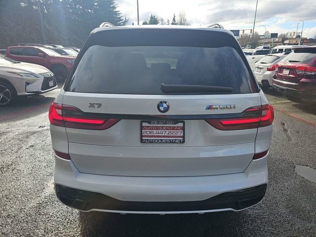 Used 2020 BMW X7 M50i image 25