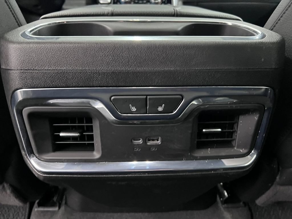 Used 2025 GMC Sierra 1500 Denali w/ Technology Package AWD/4WD image 29
