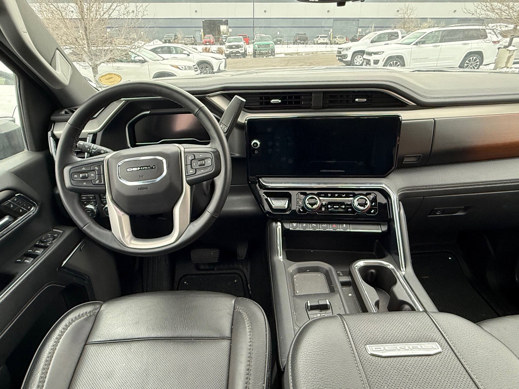 Used 2024 GMC Sierra 3500 Denali w/ Denali Reserve Package image 6