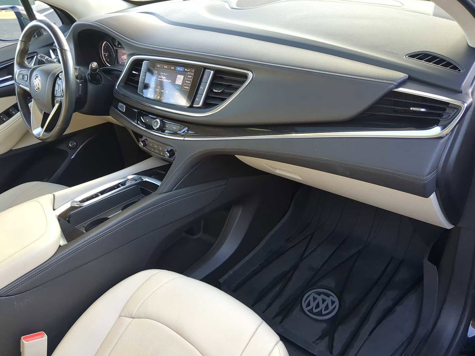 Used 2023 Buick Enclave Essence w/ Experience Buick Package image 30