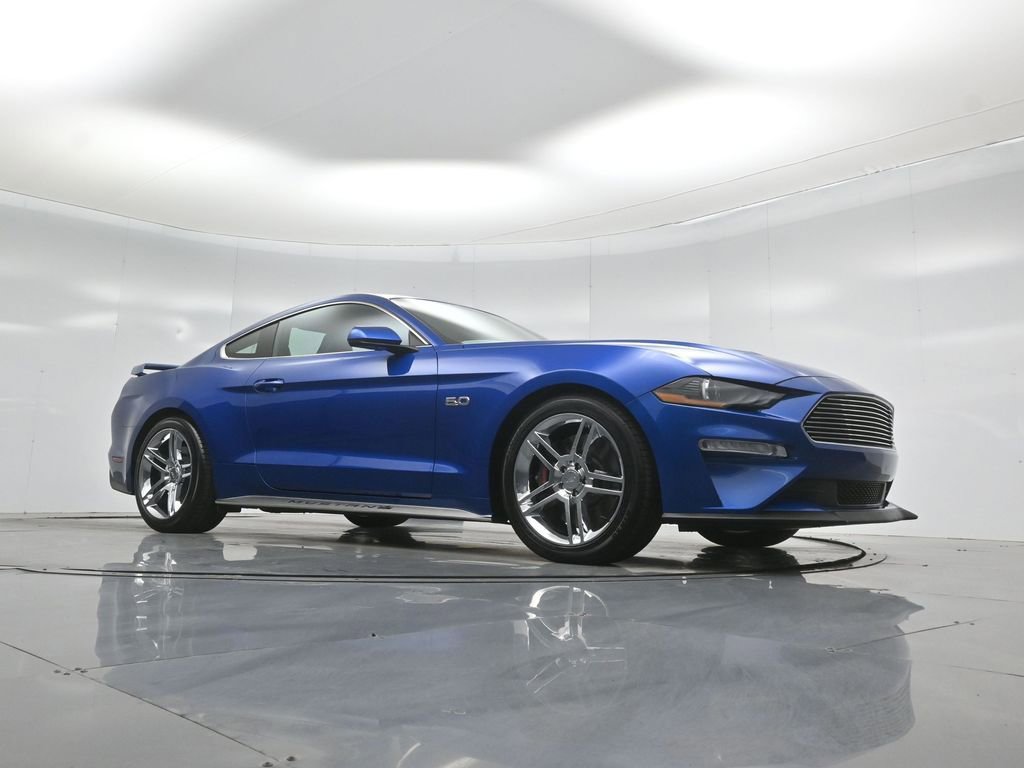Used 2018 Ford Mustang GT Premium w/ GT Performance Package image 4