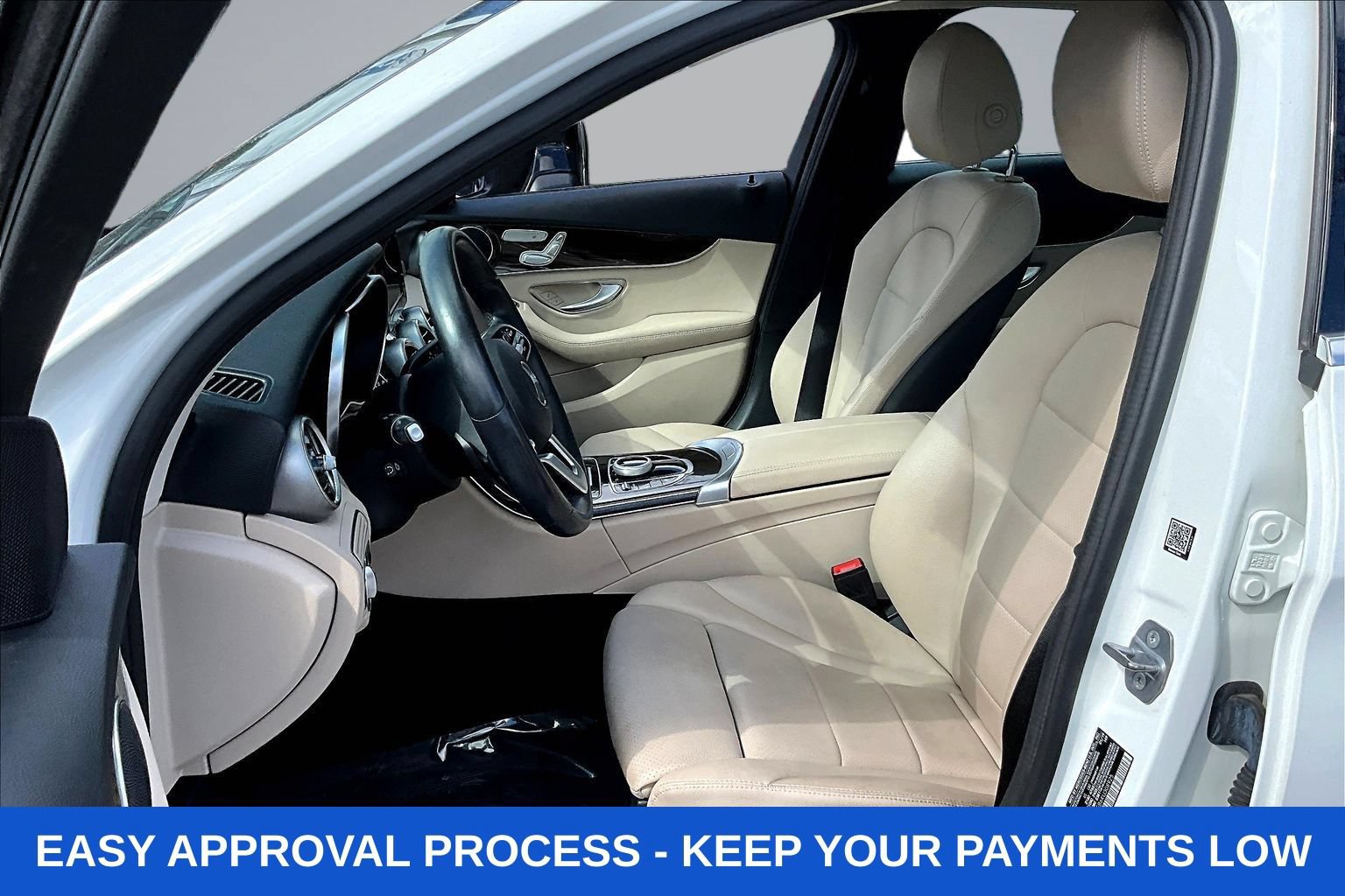 Used 2019 Mercedes-Benz C 300 4MATIC Sedan image 16