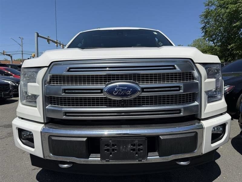 Used 2015 Ford F150 Platinum w/ Equipment Group 701A Luxury AWD/4WD image 8