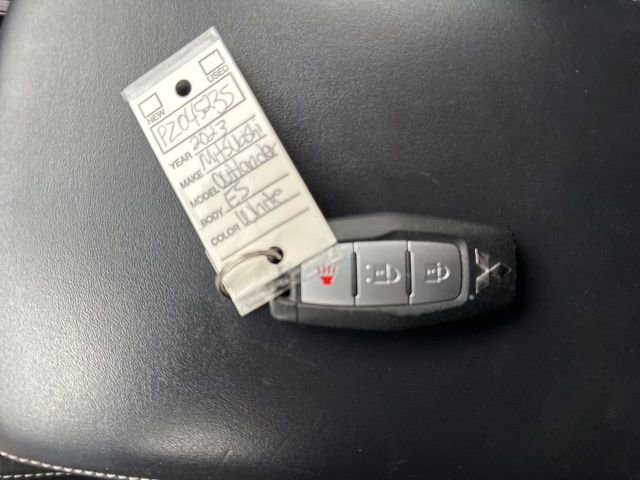 Used 2023 Mitsubishi Outlander ES AWD/4WD image 44