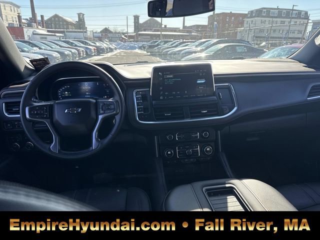 Used 2024 Chevrolet Suburban RST w/ Sport Performance Package image 15