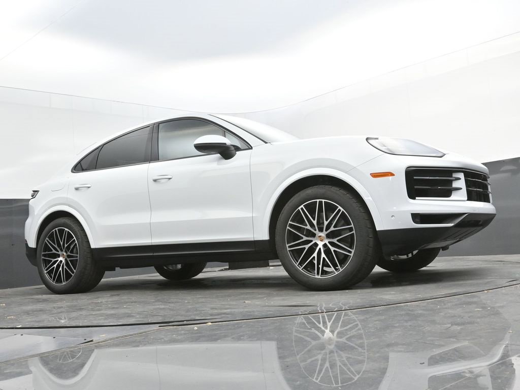 New 2025 Porsche Cayenne Coupe image 29