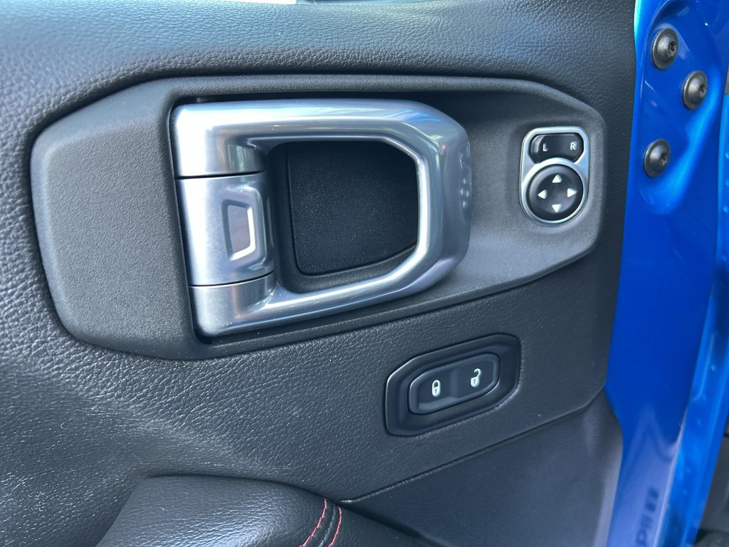 Used 2021 Jeep Gladiator Rubicon w/ Uconnect 4C Nav & Sound Group AWD/4WD image 15