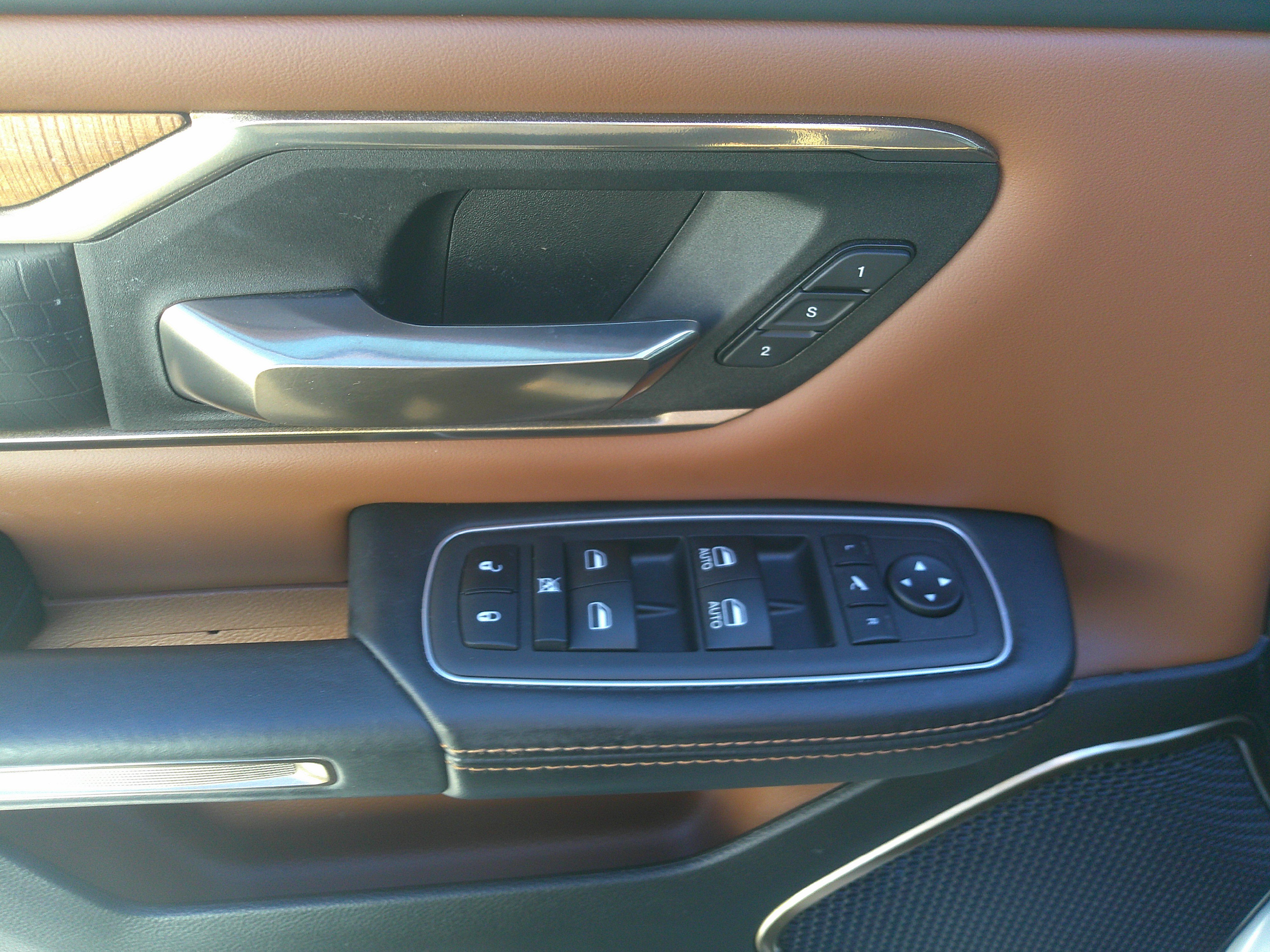 Used 2022 RAM 1500 Limited w/ Bed Utility Group image 18