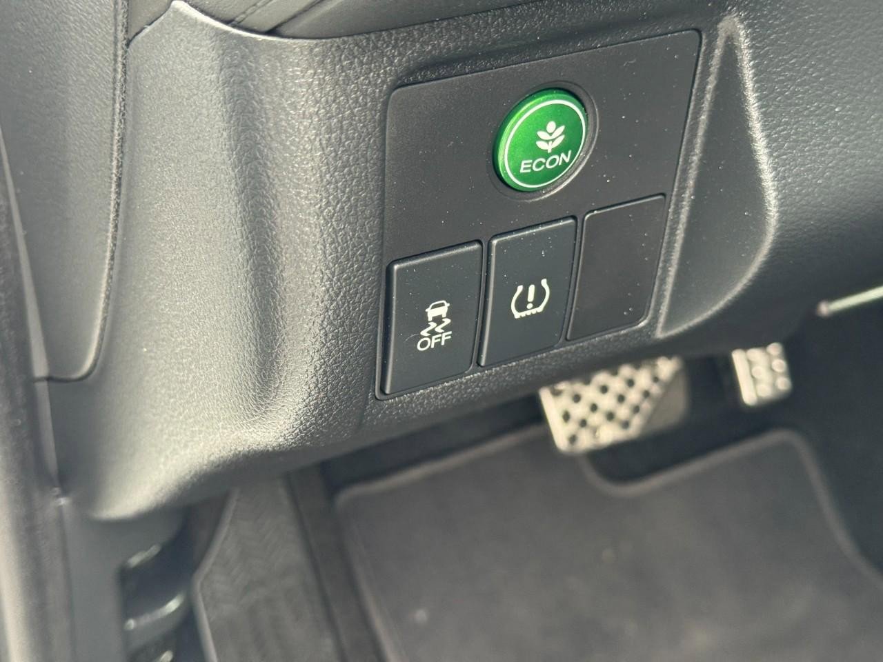 Certified 2022 Honda HR-V Sport image 16