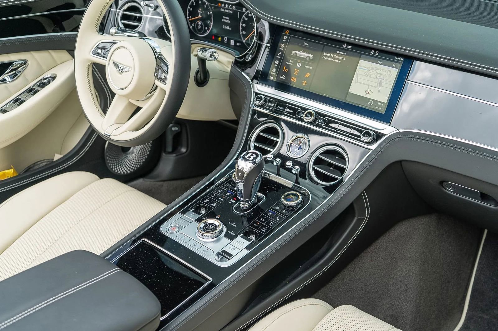 Used 2024 Bentley Continental GT V8 AWD/4WD image 32