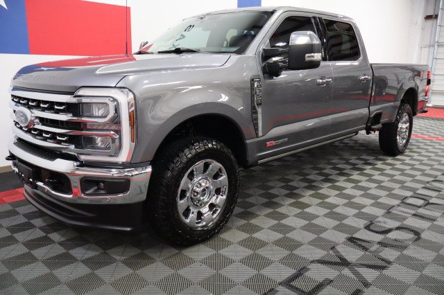 Used 2024 Ford F350 Lariat w/ Lariat Ultimate Package AWD/4WD image 3