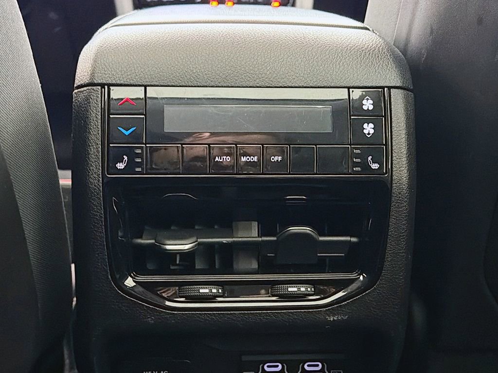 Used 2021 Jeep Grand Cherokee L Limited image 43