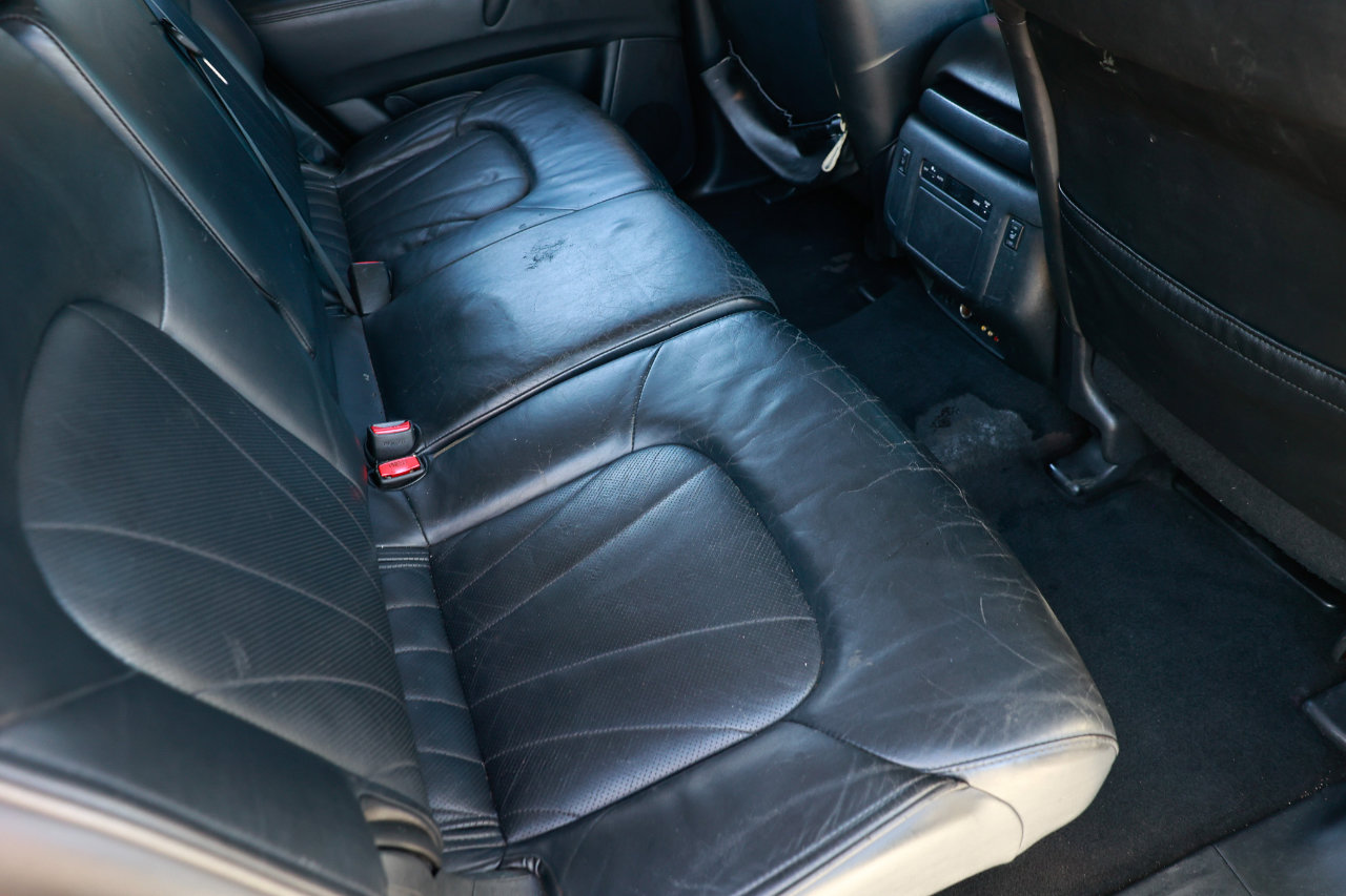 Used 2012 INFINITI QX56 2WD w/ Deluxe Touring Pkg image 12