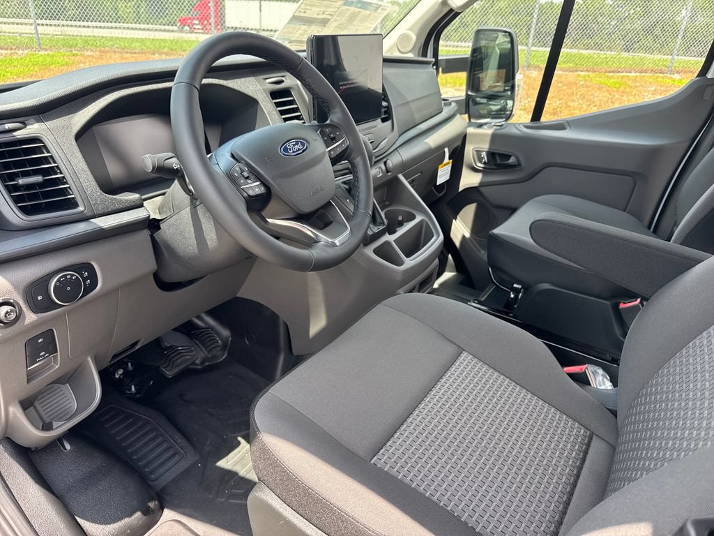 New 2026 Ford Transit 250 148 Medium Roof RWD image 12