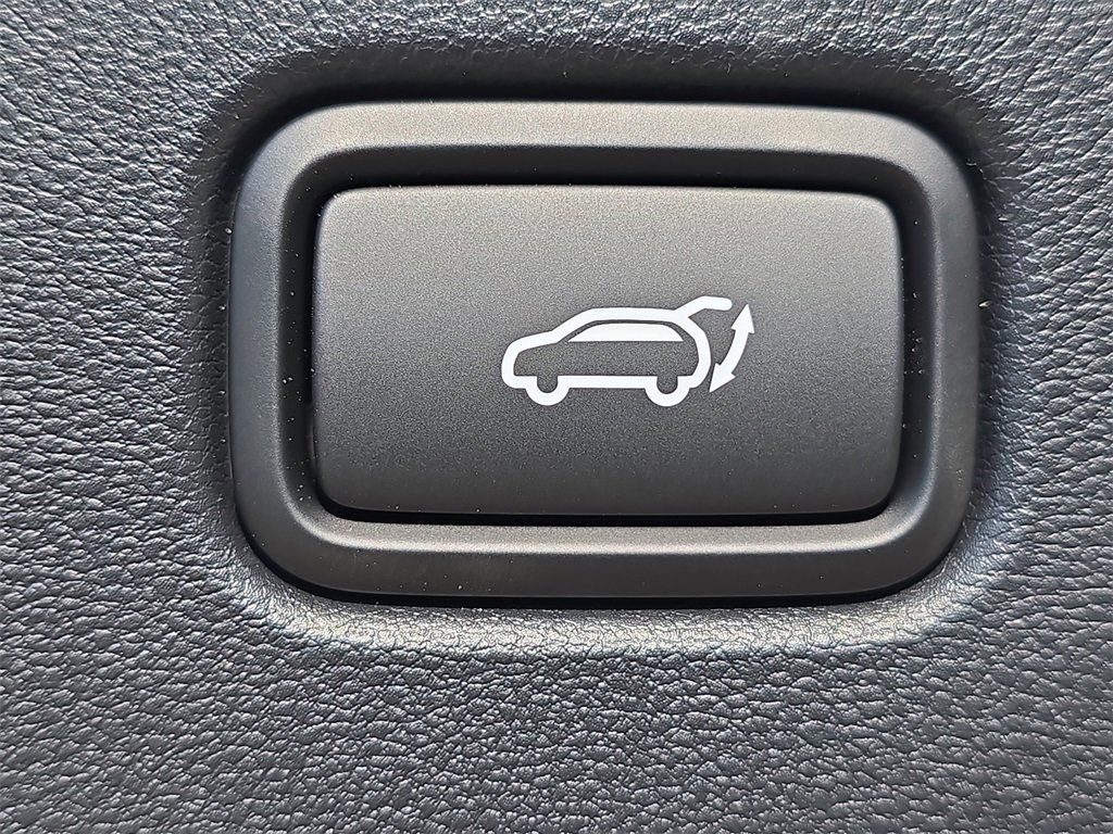 New 2025 Hyundai Tucson Limited image 13