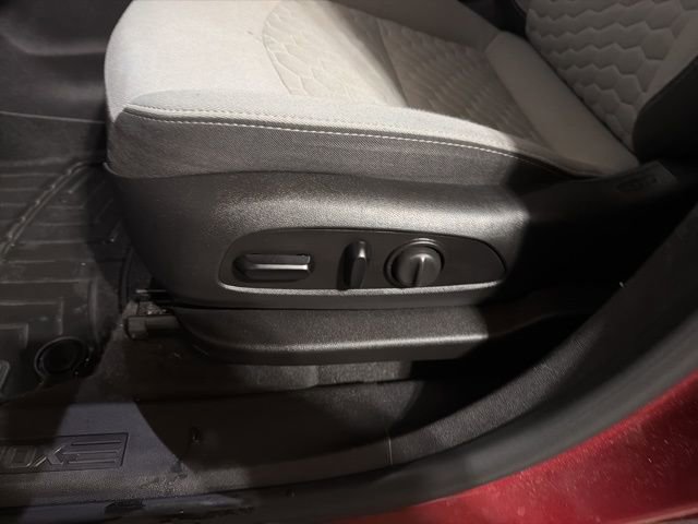 Used 2018 Chevrolet Equinox LT image 14