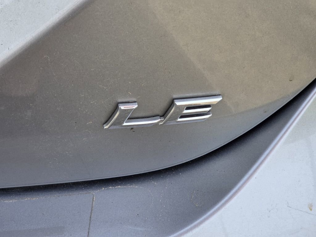 Used 2022 Toyota Camry LE w/ Convenience Package image 8