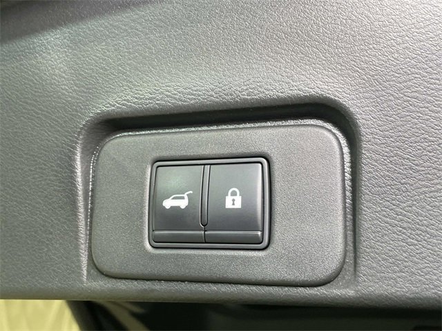 Used 2021 Nissan Rogue SV w/ Premium Package image 21