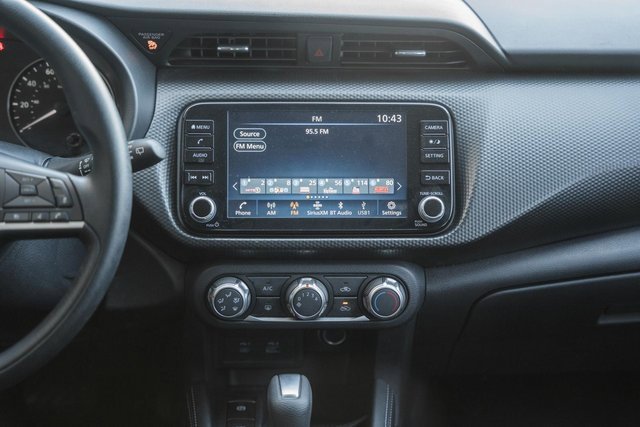 Used 2024 Nissan Kicks SV image 23