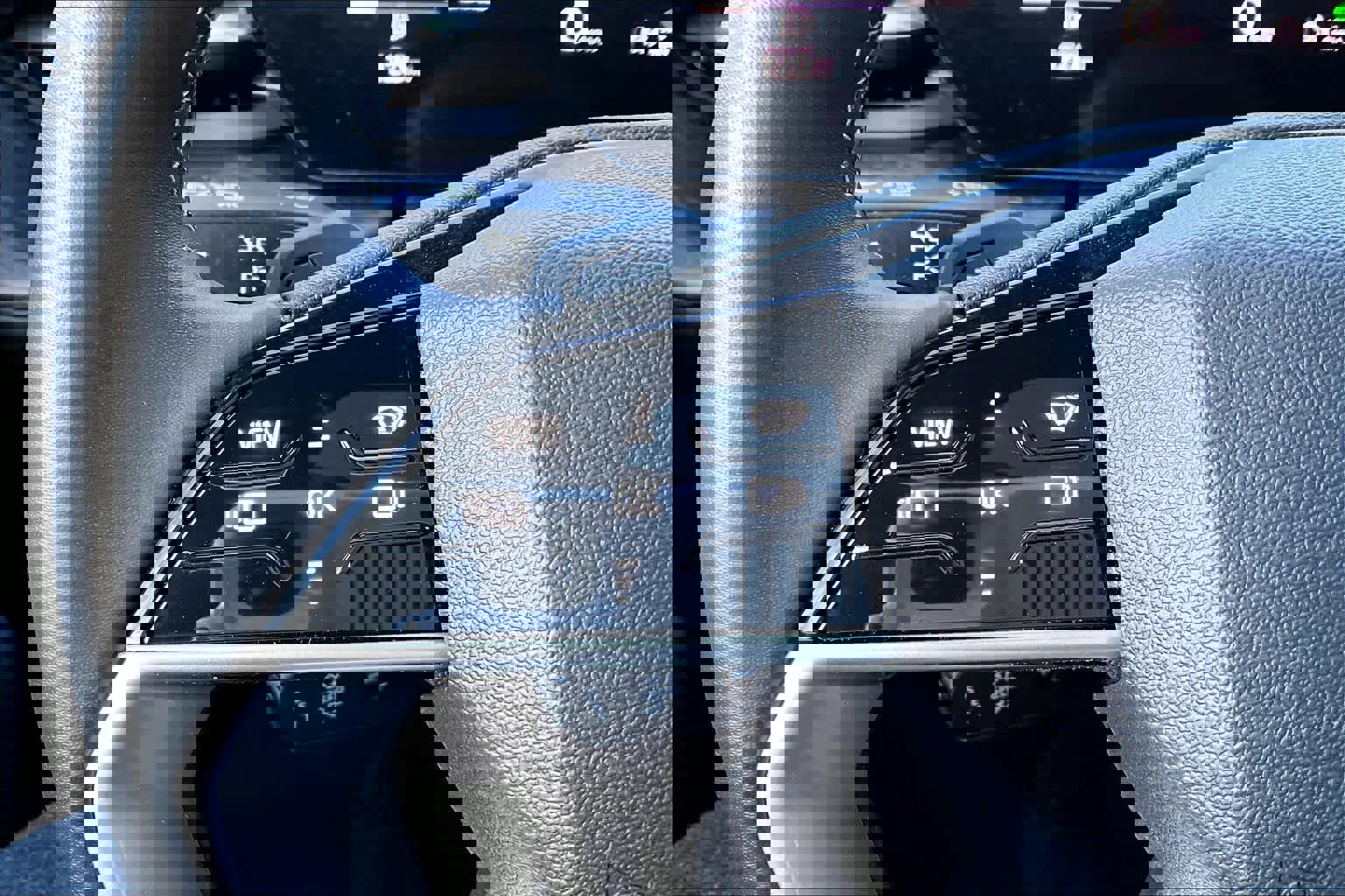 Used 2025 Audi Q5 Premium Plus w/ Premium Plus image 24