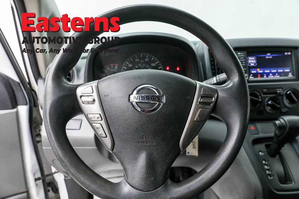 Used 2020 Nissan NV200 S image 10