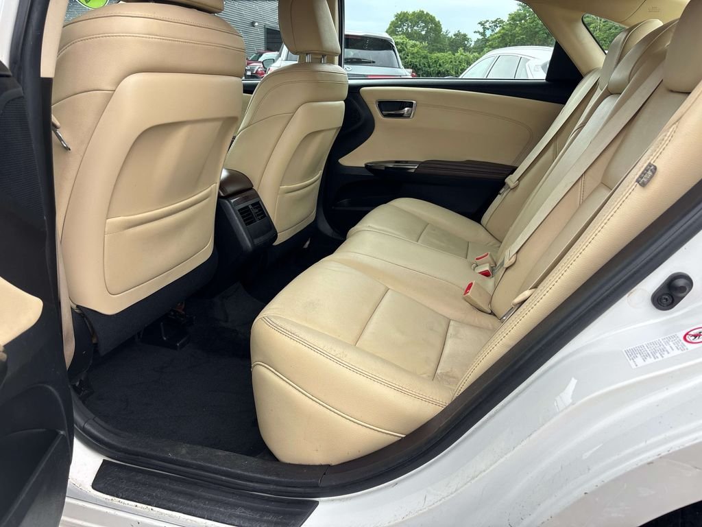 Used 2014 Toyota Avalon XLE Touring FWD image 10