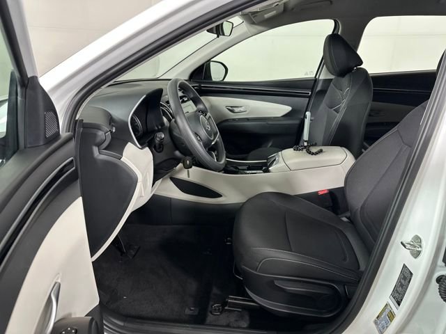 Certified 2024 Hyundai Tucson SE image 11