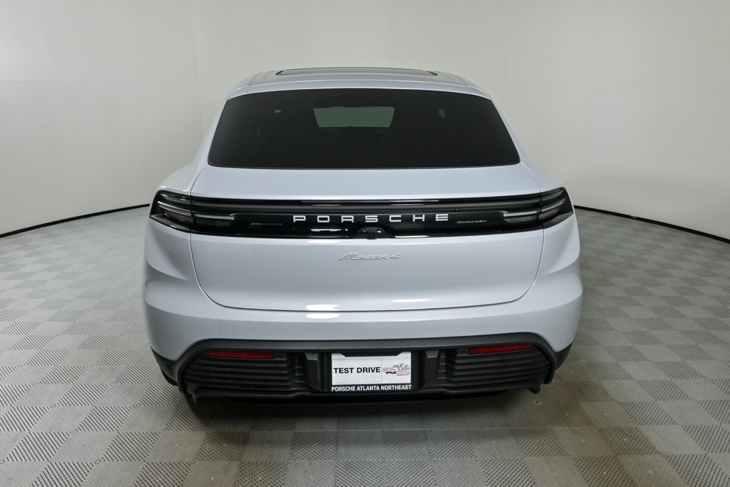 New 2025 Porsche Macan 4 Electric image 30