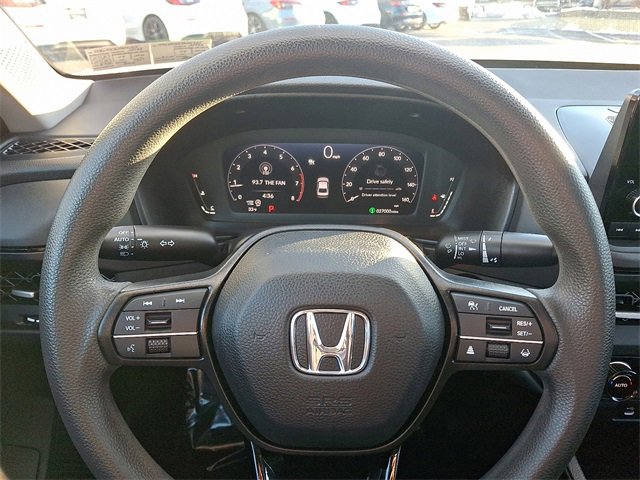 Used 2023 Honda Accord EX image 19