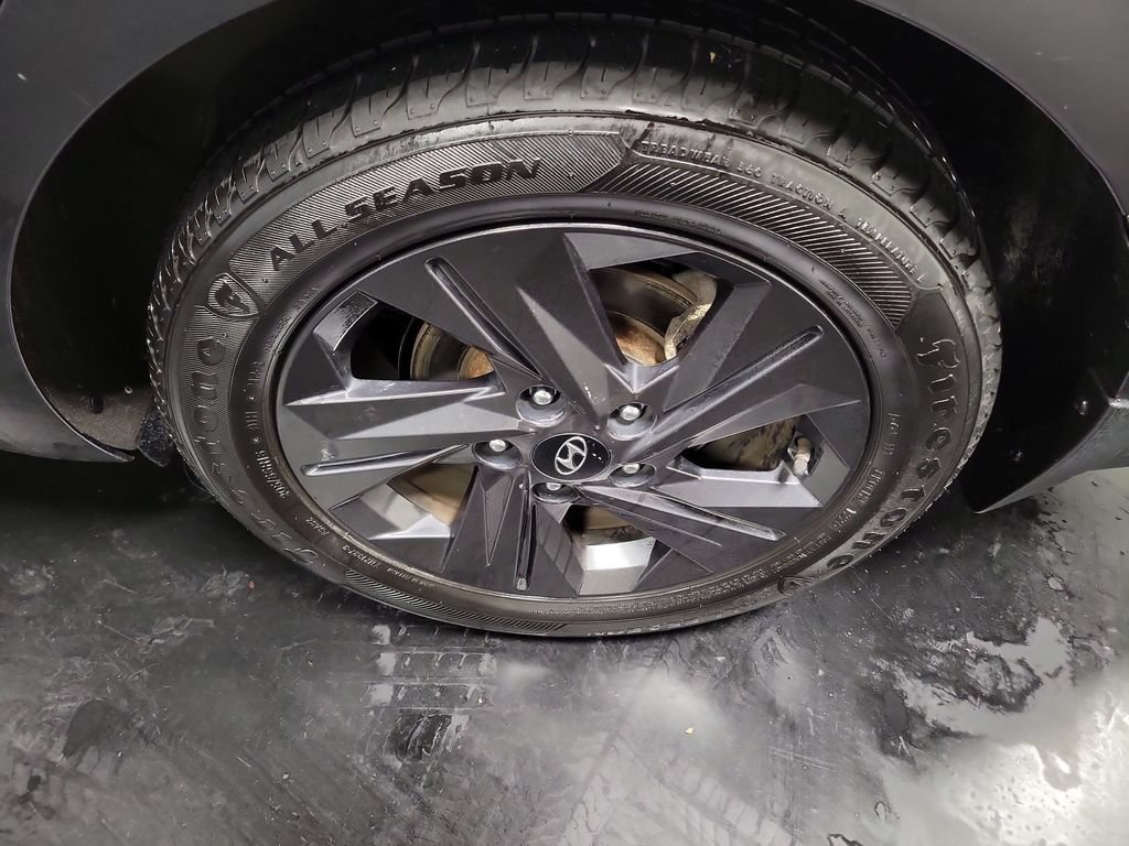 Used 2022 Hyundai Elantra SEL FWD image 12