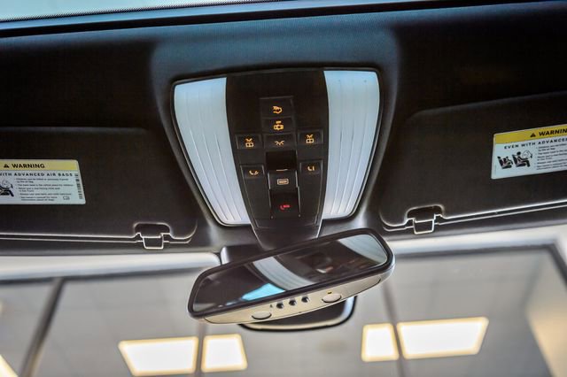 Used 2015 Mercedes-Benz E 350 Sedan image 37